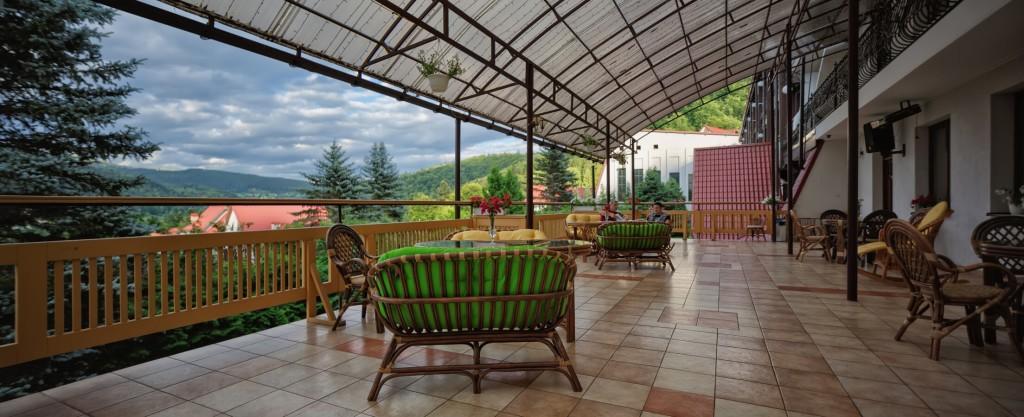 Karpaty Hotel Yaremche Exterior photo